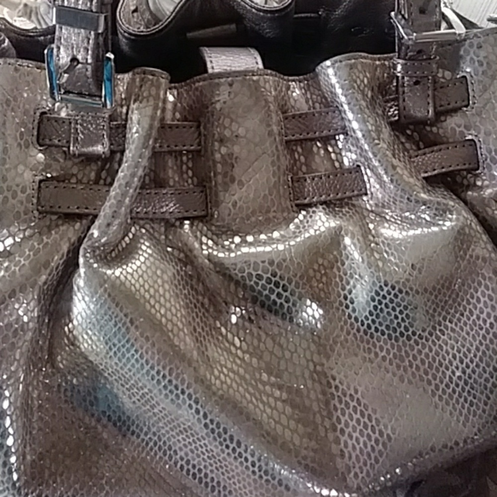 👜 Michael Kors leather bag 🌟 - Picture 6 of 8